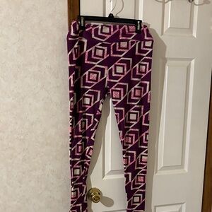 LuLaRoe TC Leggings with Purple and Pink Geometric Design. Like New.